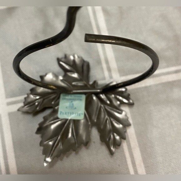 PartyLite Pair Grape Leaf Wall Sconces Candle Holder Frosted Glass Votives P7751 - Picture 9 of 9